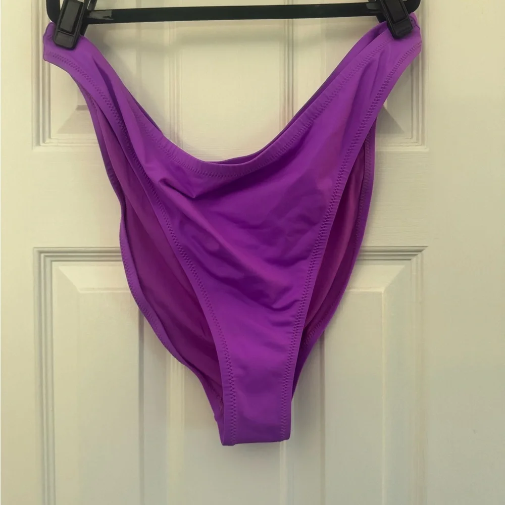 NWT Women's Violet Plunge Bikini Top with Mid Coverage bottoms both 2X